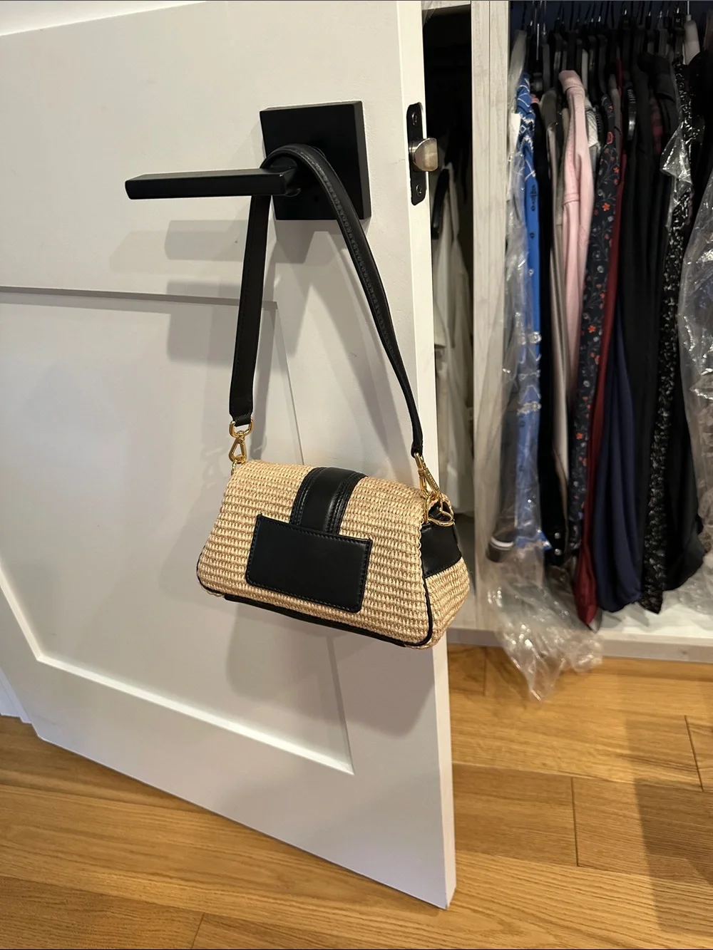 Jacquemus Natural Straw Shoulder Bag with Black Leather Trim - Picture 2 of 7